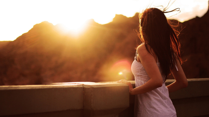 là đau nhưng vẫn cố chấp yêu thương